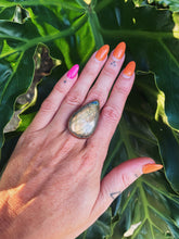 Load image into Gallery viewer, Astrea Ring