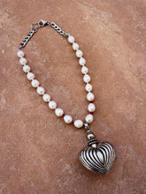 Load image into Gallery viewer, Love Potion Necklace