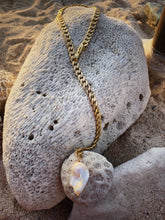 Load image into Gallery viewer, Nixie Lariat