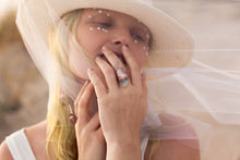 Load image into Gallery viewer, The Clarity Ring