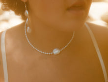 Load image into Gallery viewer, Daisy Choker