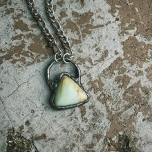 Load image into Gallery viewer, Chrysoprase Choker