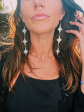 Load image into Gallery viewer, Maddy Earrings