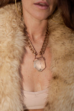 Load image into Gallery viewer, Quartz Mami