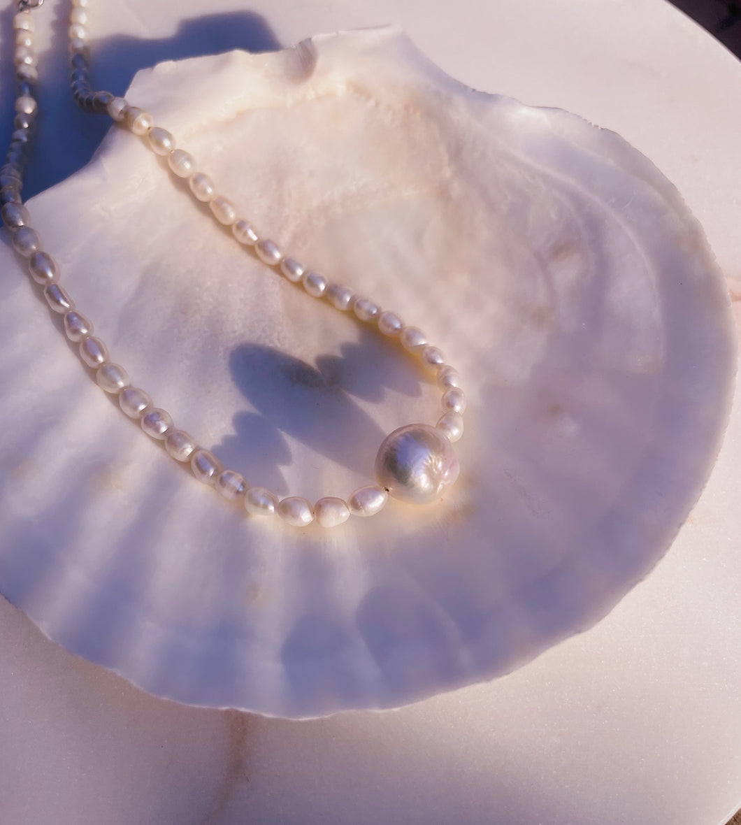 Poppy Choker