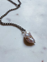 Load image into Gallery viewer, Oceana Pearl Lariat
