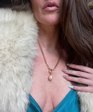 Load image into Gallery viewer, Madonna Necklace
