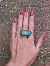 Load image into Gallery viewer, Fern Statement Ring
